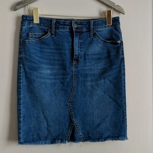 Universal Thread denim skirt Sz 8